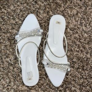 Women’s white sandals